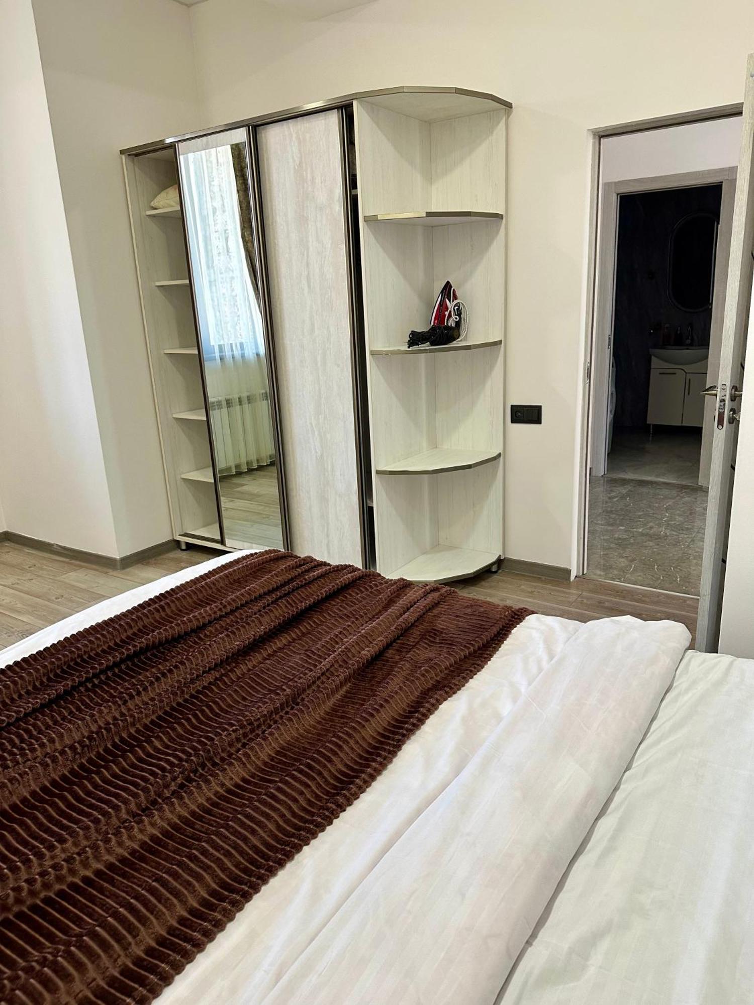 New Apartment In Downtown Yerevan Ngoại thất bức ảnh