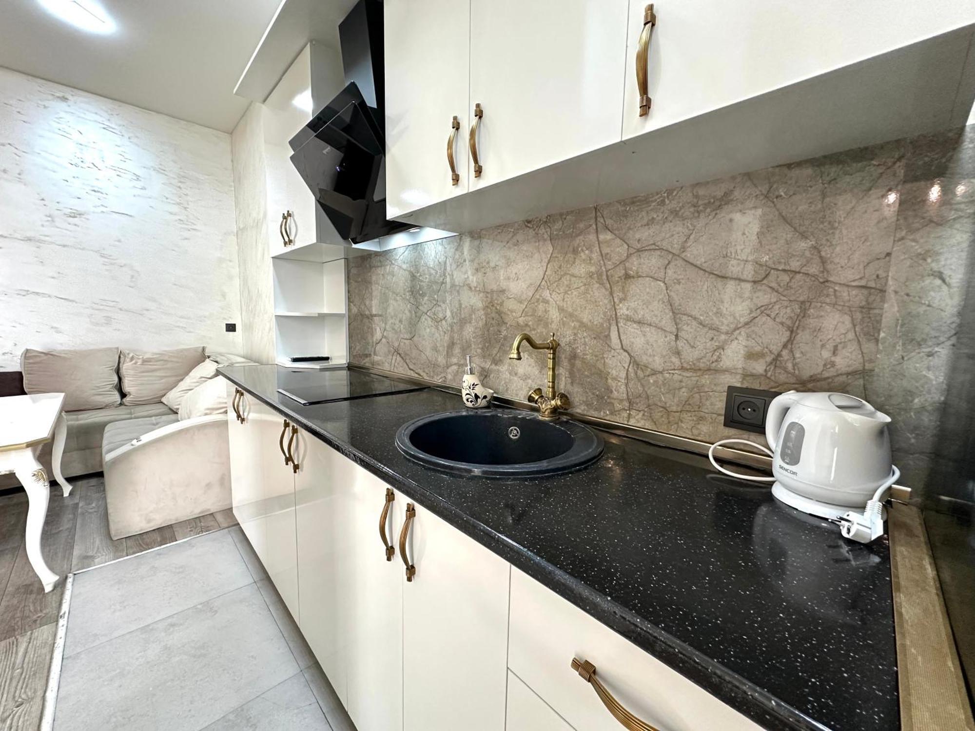 New Apartment In Downtown Yerevan Ngoại thất bức ảnh