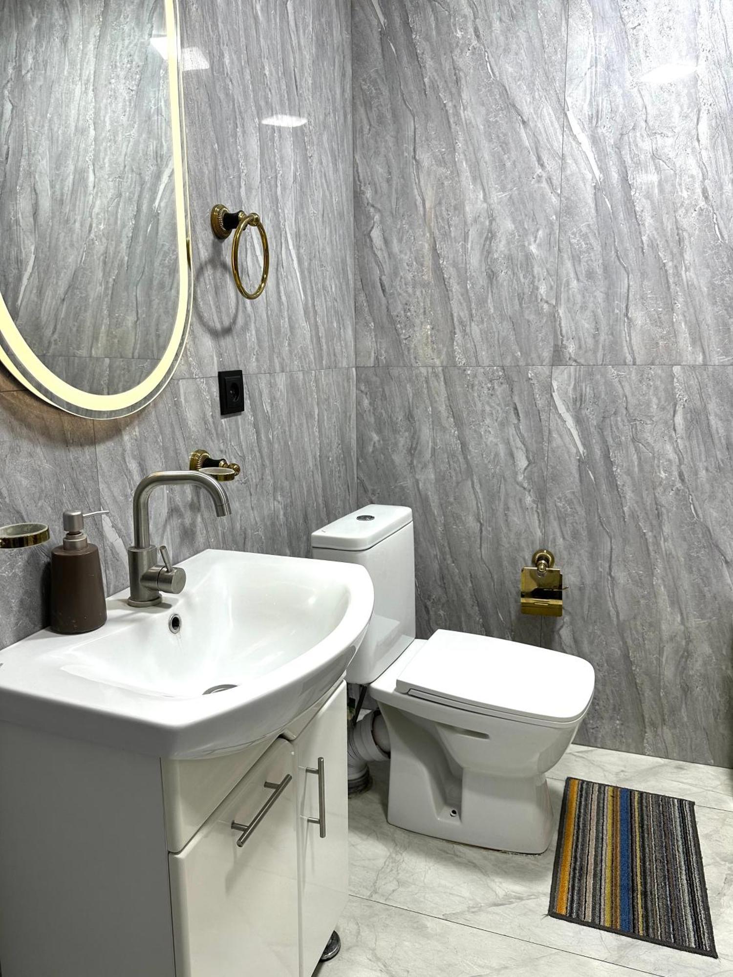 New Apartment In Downtown Yerevan Ngoại thất bức ảnh